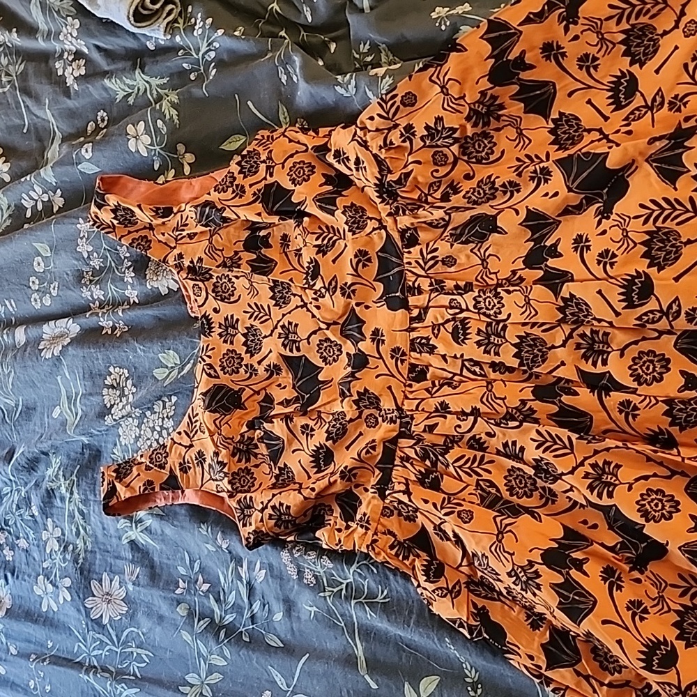 Modcloth Orange & Black Halloween Spooky Spider and Bat Print Cotton Dress NWT